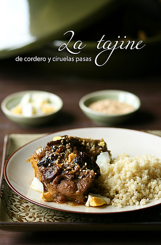 Tajine de cordero y ciruelas pasas