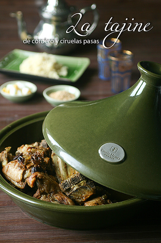 Tajine de cordero y ciruelas pasas