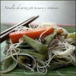 Noodles de arroz con ternera y verduras