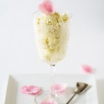 Helado de agua de rosas